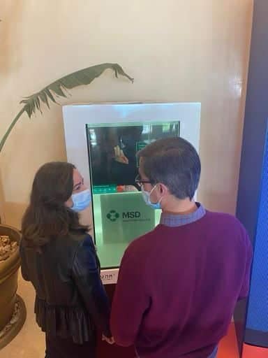 Muppi Transparent in Congress